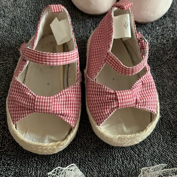8 pairs of newborn girl shoes various brands - Picture 9 of 11